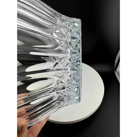 The Louvre Collection Hand Crafted Lead Crystal Bowl 8'' - Picture 9 of 9